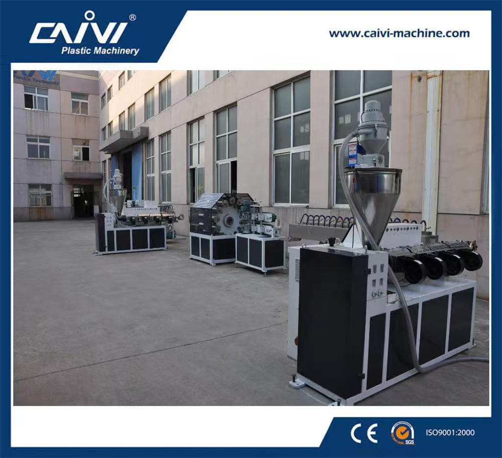 PVC纖維增強(qiáng)軟管生產(chǎn)線(xiàn)